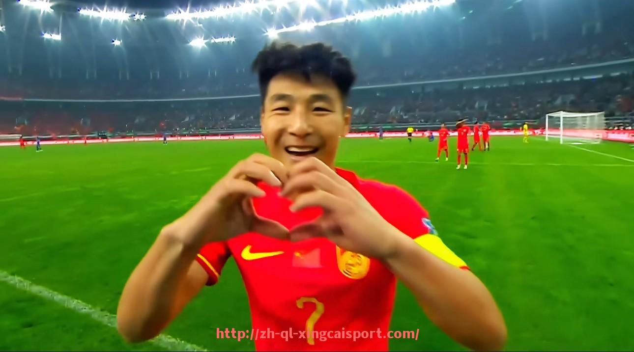 杏彩体育-世俱杯战术应用案例及经典战术解说